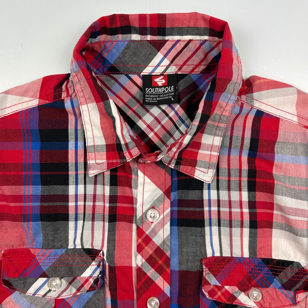 Southpole Mens Large Plaid Short Sleeve Button Up Shirt Red Black Blue Pockets